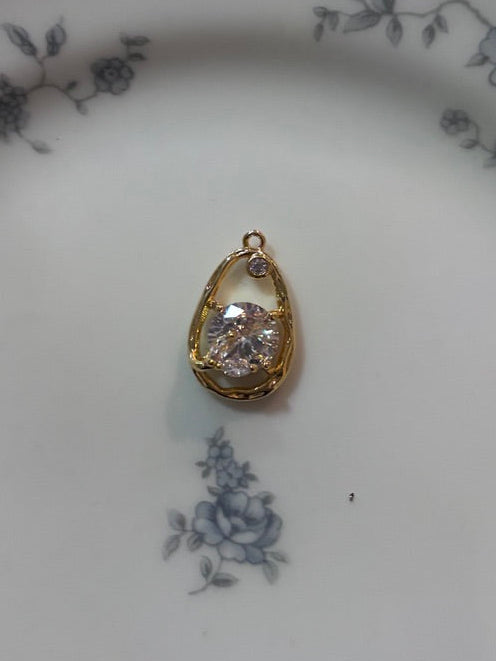 Sparkling Teardrop Solitaire