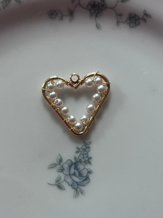 Little Pearls Heart