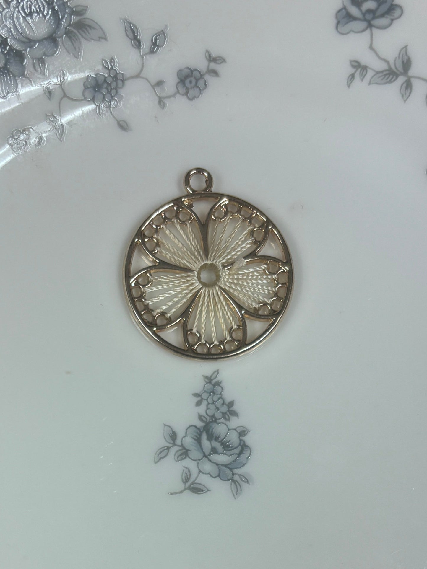 Large String Flower